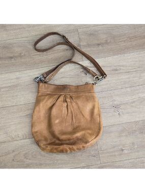 Retro/Vintage Y2K Roots Hobo Brown Leather Crossbody Bag